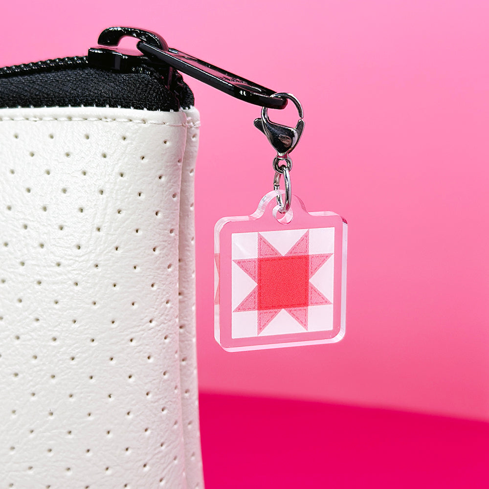Quilty Zipper Charm - Pink