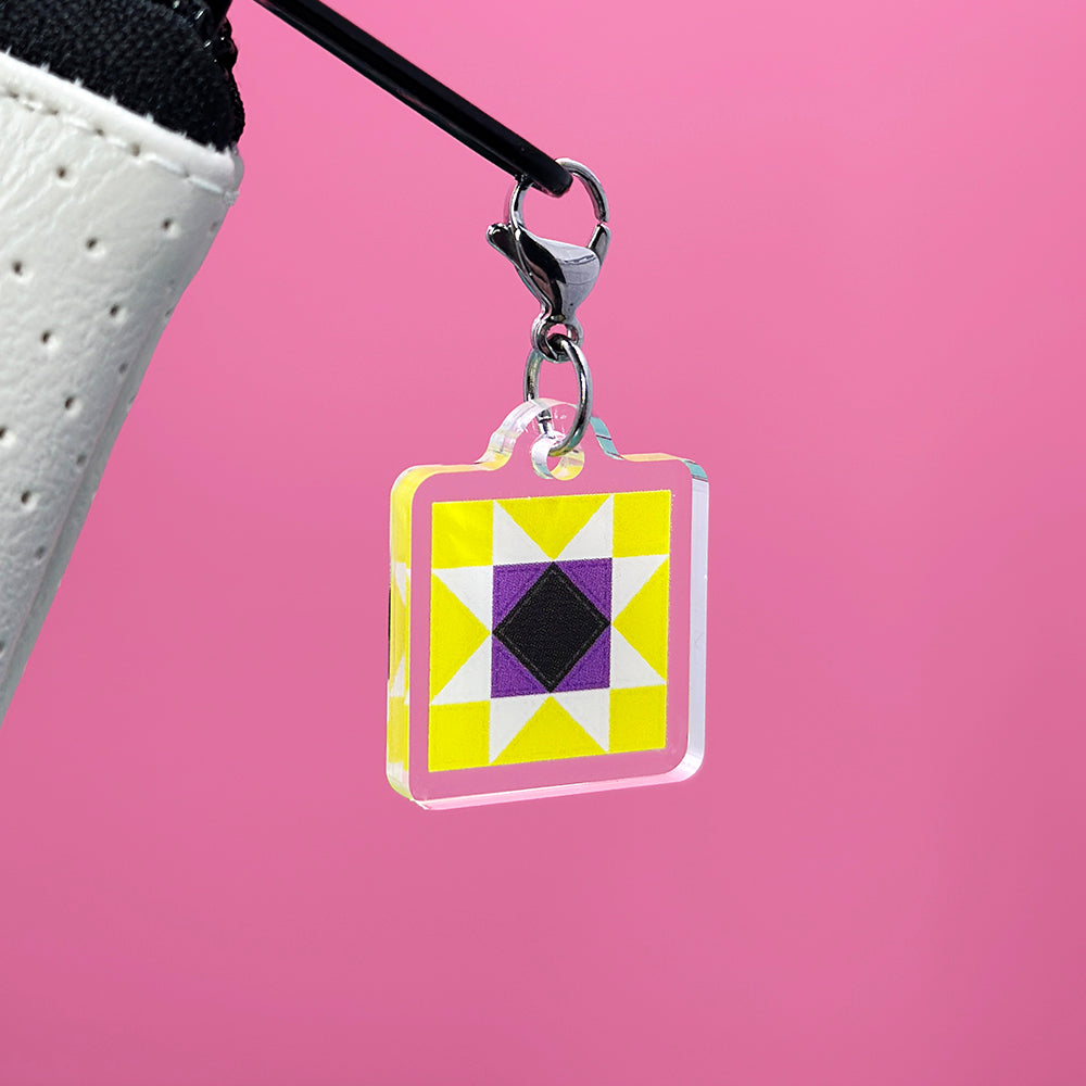 Quilty Zipper Charm - Non_Binary Pride
